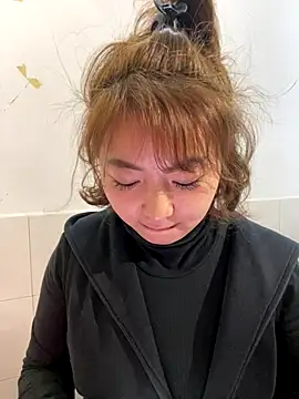 bibi347127 online show from 12/04/25, 09:40