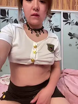 Snapshot of bibi347127 chatting on 03/11/26, 10:32 bibi347127 online show from 03/11/26, 10:32