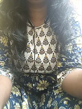 Preeti345 online show from 01/14/26, 09:37