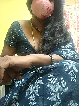 Preeti345 online show from 01/18/26, 12:42