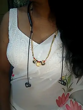 Preeti345 online show from 02/03/26, 05:16