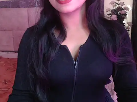 Lola Bebe online show from 04/04/26, 05:16