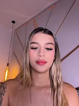 Sophie-velvet online show from 07/08/26, 07:29