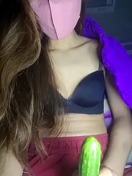 polly chan online show from 12/17/25, 04:02