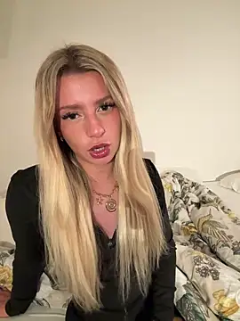 lilavv online show from 02/27/26, 07:25