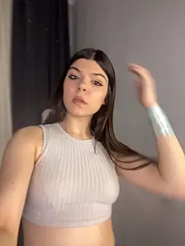 kira seduce online show from 12/05/25, 02:25