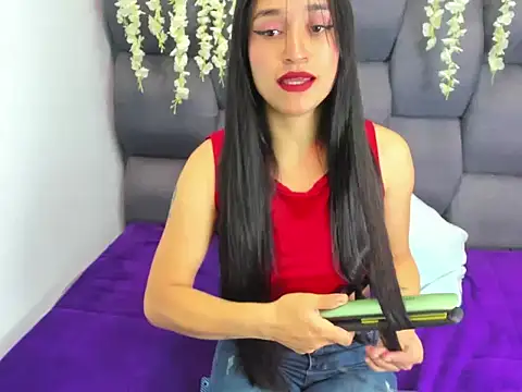 AmelieRose69 online show from 02/11/26, 01:05