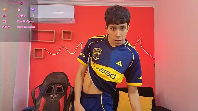 Neo Twink online show from 04/04/26, 07:11