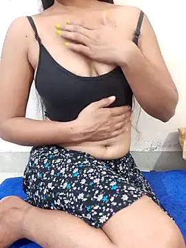 Riya rani8 online show from 12/17/25, 09:54