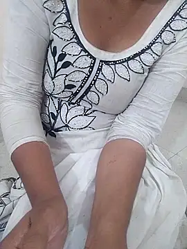 Riya rani8 online show from 04/02/26, 05:43