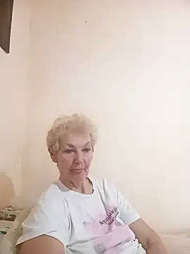 Calypso-Loove online show from 04/18/26, 11:03