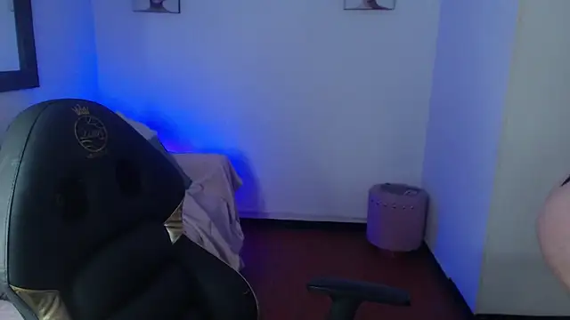 Sara valderrama  online show from 01/17/26, 12:32