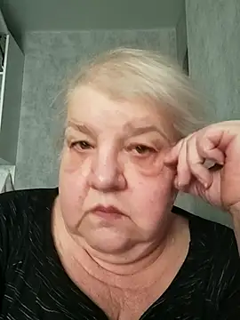 HapinessLovee online show from 02/25/26, 10:36