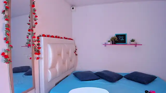 annelis x online show from 12/20/25, 01:45