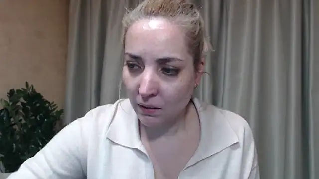 Snapshot of sweetpussy chatting on 01/31/26, 07:11 sweetpussy online show from 01/31/26, 07:11