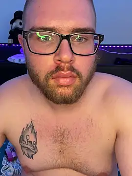 Snapshot of Comfortable-bite chatting on 12/04/25, 10:40 Comfortable-bite online show from 12/04/25, 10:40