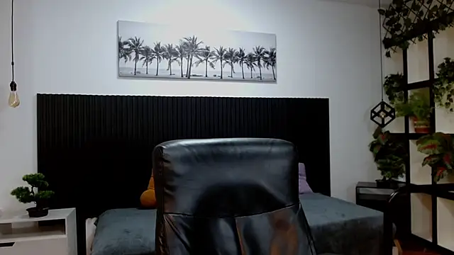 Snapshot of jeremy_job chatting on 01/18/26, 11:25 jeremy job online show from 01/18/26, 11:25