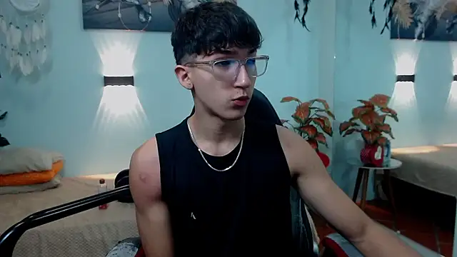 Snapshot of jeremy_job chatting on 02/18/26, 11:28 jeremy job online show from 02/18/26, 11:28