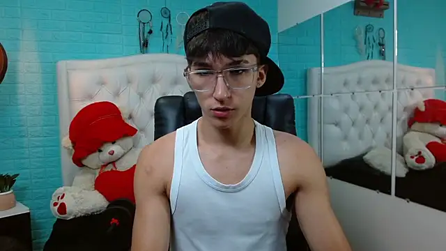 Snapshot of jeremy_job chatting on 02/22/26, 11:31 jeremy job online show from 02/22/26, 11:31