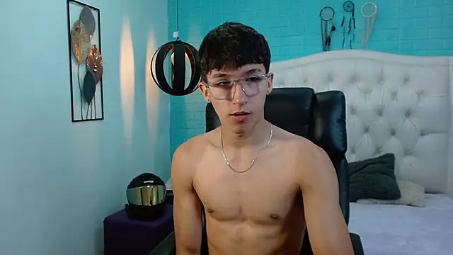 jeremy job online show from 04/06/26, 12:28