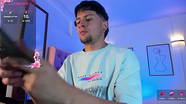 vaalentiino online show from 03/25/26, 06:36