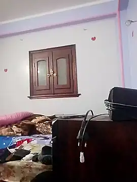 daisytaylorx1 online show from 03/06/26, 07:32