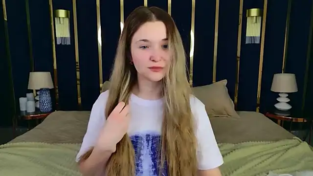 Lina Sinerz online show from 02/19/26, 03:41