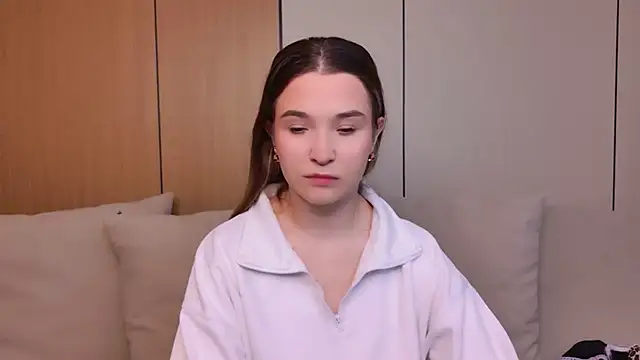 Lina Sinerz online show from 03/16/26, 08:46