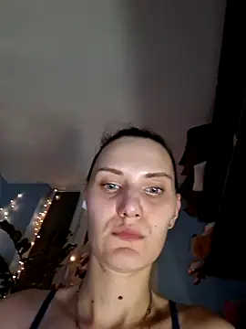 Snapshot of Er_yes_ass chatting on 12/14/25, 07:29 Er yes ass online show from 12/14/25, 07:29