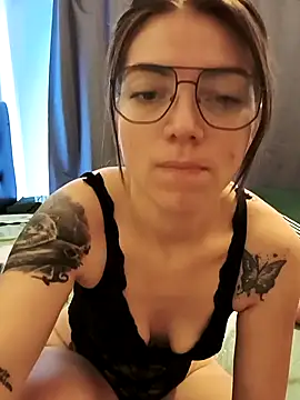 Ceciihot online show from 02/04/26, 01:50