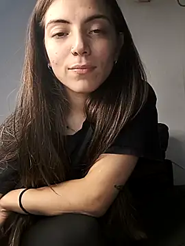 Ceciihot online show from 04/10/26, 02:06