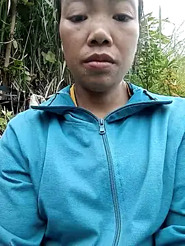 Snapshot of anna-can chatting on 12/17/25, 05:57 anna-can online show from 12/17/25, 05:57