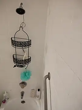 SpiderRose online show from 02/05/26, 08:57