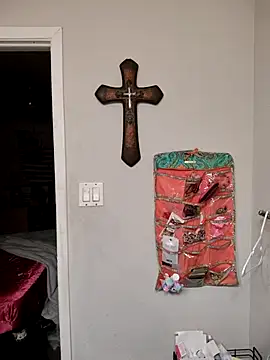 SpiderRose online show from 02/10/26, 05:44