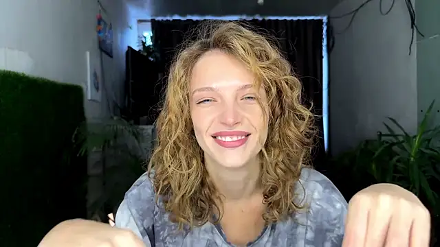 Miss Monroe online show from 01/12/26, 09:58