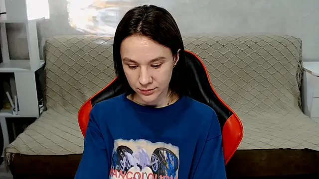 MiaBun1 online show from 01/19/26, 03:54