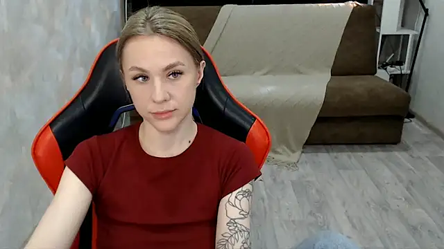 MiaBun1 online show from 02/07/26, 04:27