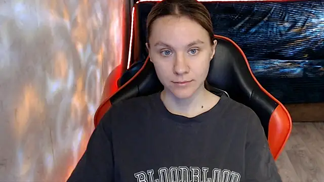 MiaBun1 online show from 06/02/26, 02:57