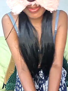 Snapshot of BadAhkm chatting on 12/18/25, 04:51 BadAhkm online show from 12/18/25, 04:51