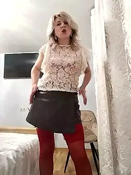 AhlyssaLove1155 online show from 01/18/26, 08:45