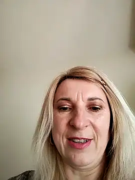 AhlyssaLove1155 online show from 04/10/26, 12:21