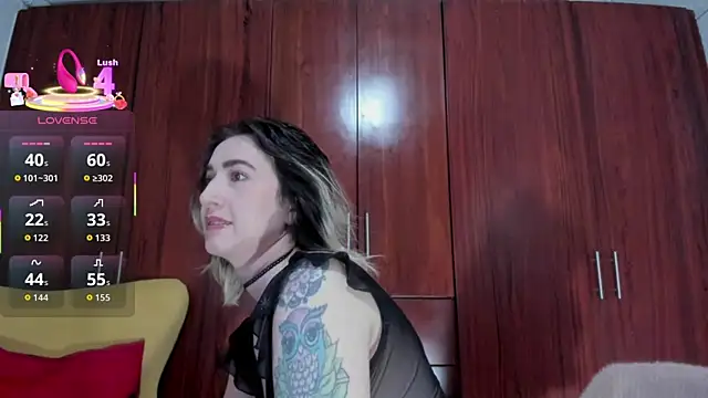 carly grasso online show from 11/03/25, 12:06