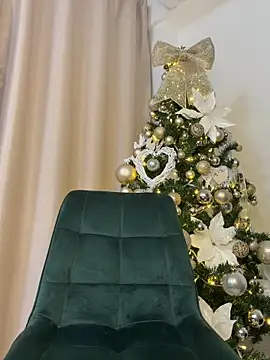 Snapshot of MayaLexy chatting on 12/18/25, 05:41 MayaLexy online show from 12/18/25, 05:41