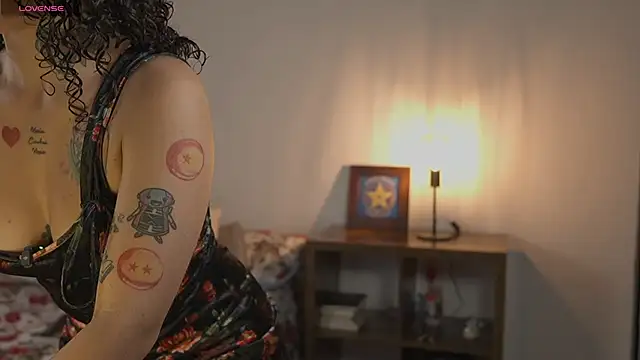 Snapshot of Estefania_Velez chatting on 02/03/26, 04:01 Estefania Velez online show from 02/03/26, 04:01