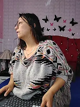 Snapshot of Susana_Rojas chatting on 02/17/26, 10:01 Susana Rojas online show from 02/17/26, 10:01