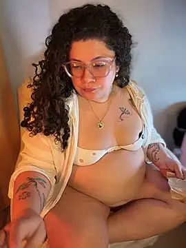 VanesssaMilf  online show from 06/16/26, 02:03