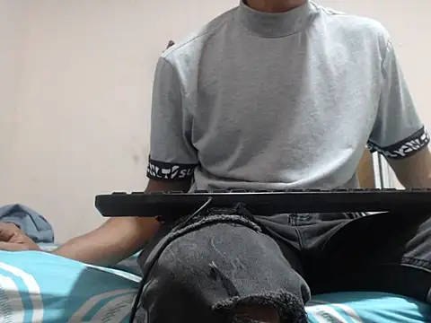 Santy horny boy online show from 12/14/25, 10:36