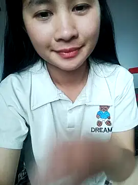 Snapshot of Him_MountainGirl chatting on 12/14/25, 04:51 Him MountainGirl online show from 12/14/25, 04:51