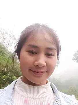 Snapshot of Him_MountainGirl chatting on 12/16/25, 02:05 Him MountainGirl online show from 12/16/25, 02:05