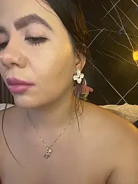 Snapshot of ValentinaEliot chatting on 02/04/26, 02:34 ValentinaEliot online show from 02/04/26, 02:34